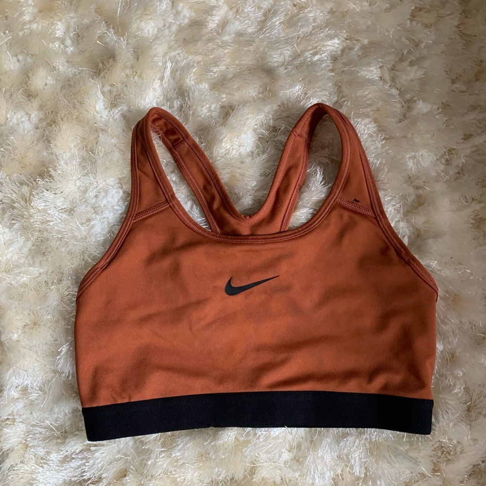 Nike Razor back Sports Bra